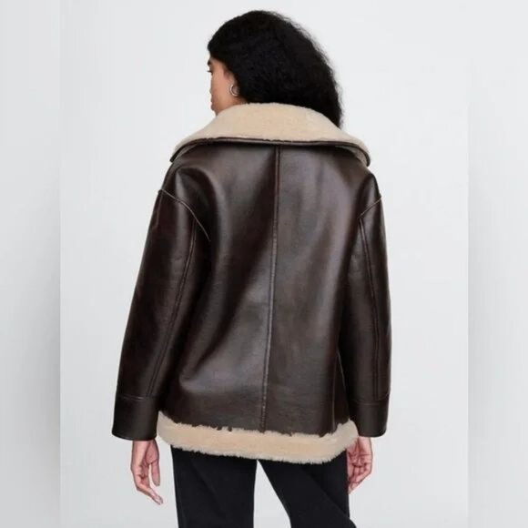 Faux leather/Sherpa oversized Reversible Coat - Picture 5 of 6